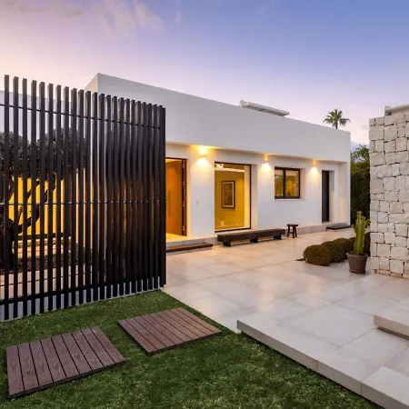 Villa Top Stunning Villa With Private Pool Mrb018 Marbella