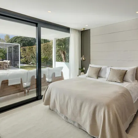 Villa Top Stunning Villa With Private Pool Mrb018 *