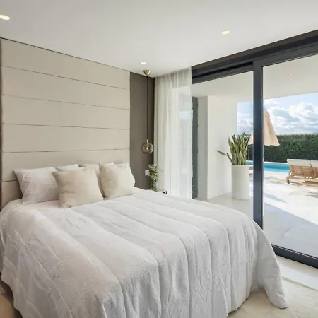 Top Stunning Villa With Private Pool Mrb018 Villa Marbella