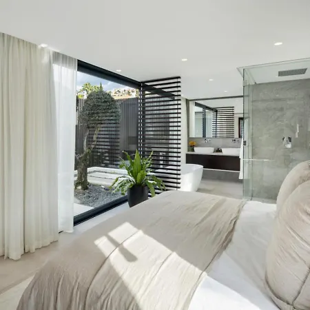 Top Stunning Villa With Private Pool Mrb018 * Marbella