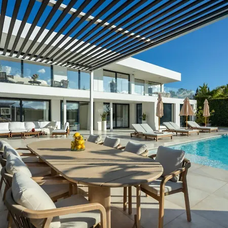 Villa Top Stunning Villa With Private Pool Mrb018 Marbella